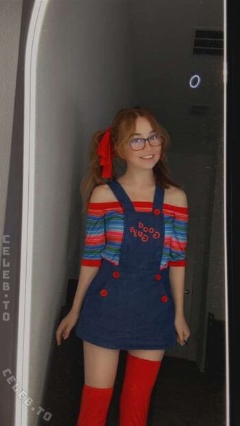 Full leaked Lyssaurora page private photo