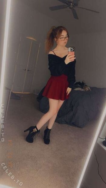 Full leaked Lyssaurora page private photo