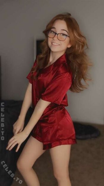 Full leaked Lyssaurora page private photo