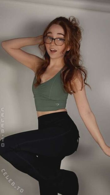 Full leaked Lyssaurora page private photo