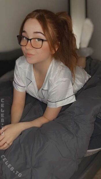 Full leaked Lyssaurora page private photo