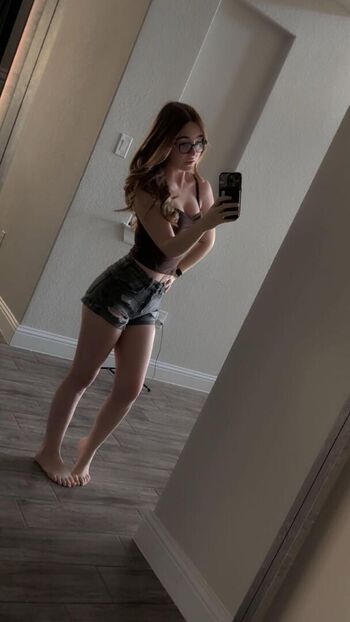 Lyssaurora