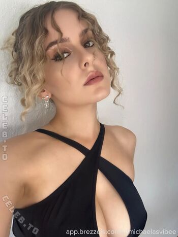 Full leaked M ichaaelaa page private photo