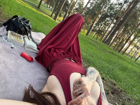 Full leaked M uselessbeauty private photo