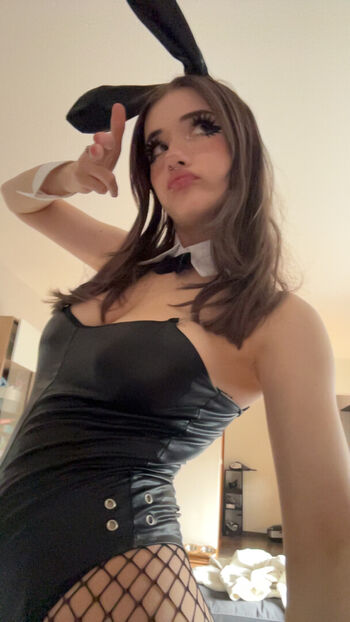 Full leaked Mmkindashy  page private onlyfans photo