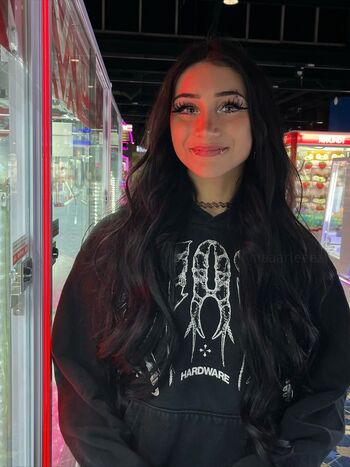 Full leaked Maaarleeea private photo