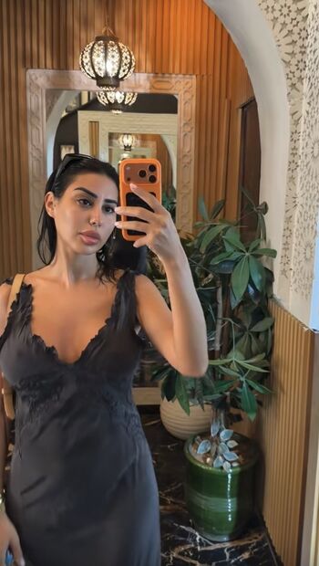 Full leaked Maarocainee private photo