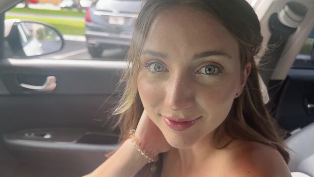 Full leaked Macy meadows page private photo