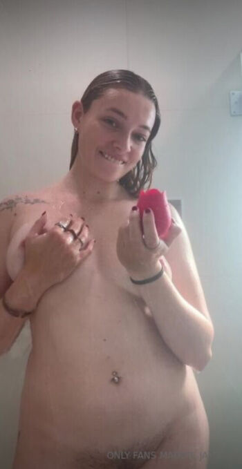 Full leaked Maddie james little private photo