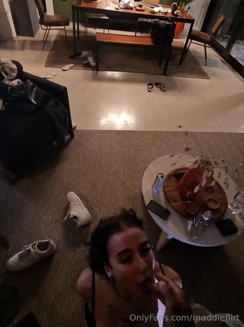 Full leaked Maddieflirt private onlyfans photo
