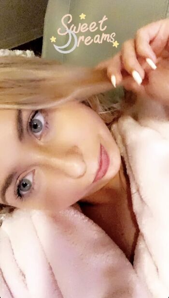 Full leaked Maddimegan private photo