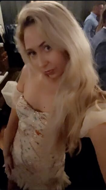 Full leaked Maddimegan private photo