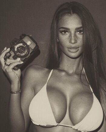 Full leaked Maddy cheary page private photo