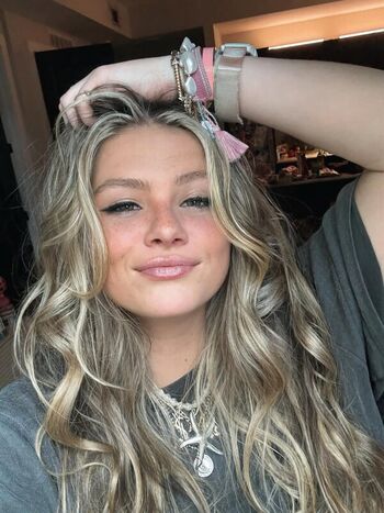 Full leaked Madelineook private photo