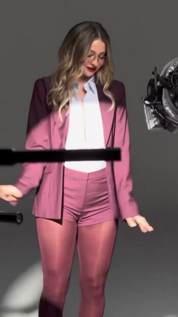 Full leaked Madelyn cline private photo