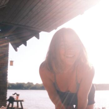 Full leaked Madelyn cline private photo
