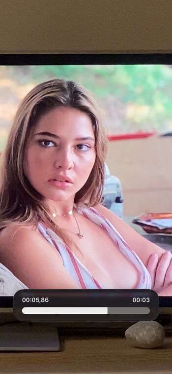 Full leaked Madelyn cline private photo