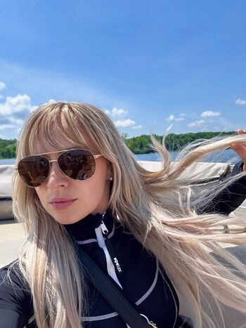 Full leaked Madilyn bailey private photo