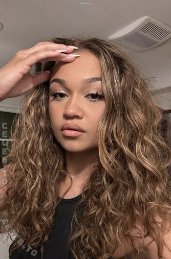 Full leaked Madison bailey private photo