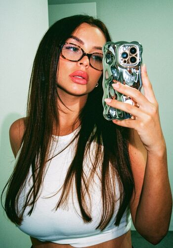 Full leaked Madison mclachlan private photo