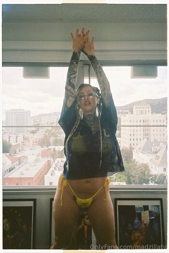 Full leaked Madzilla private photo