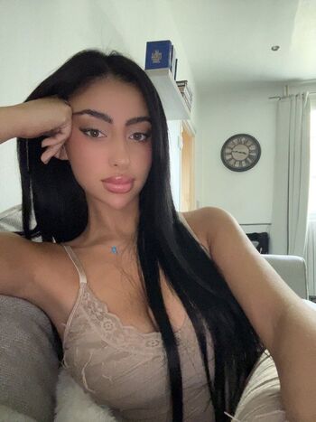 Full leaked Maelatb private photo