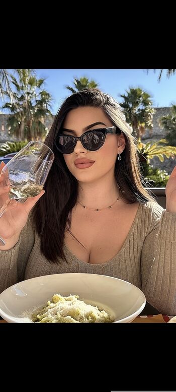 Full leaked Maelys meneveaux private photo