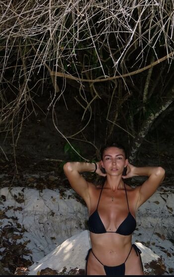 Full leaked Maelysse private photo