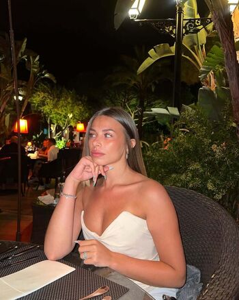 Full leaked Maeva dsc page private photo