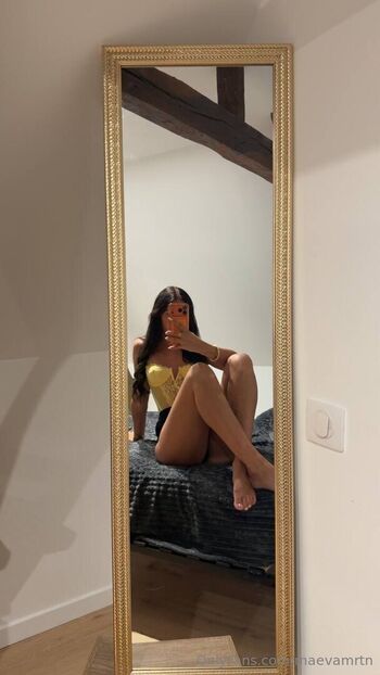 Full leaked Maevamrtn private photo