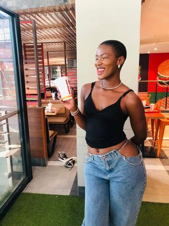 Mafezie Buthelez Huge Curvy Booty