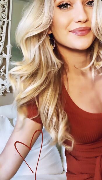 Full leaked Maggie sajak private photo