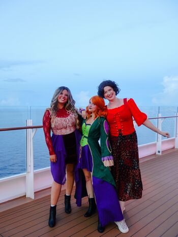 Full leaked Magicwithmeg page private photo