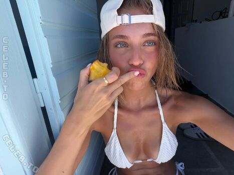 Full leaked Magui corceiro page private photo