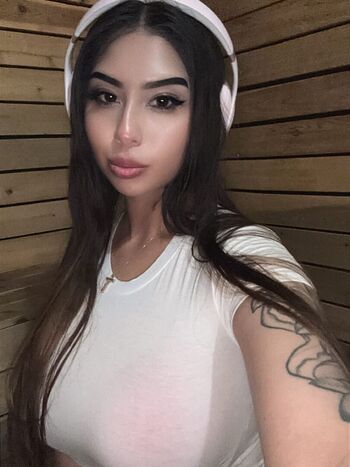 Full leaked Magzcow private photo