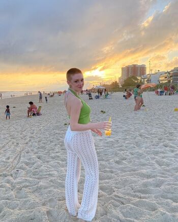 Full leaked Mai buzzcut page private photo