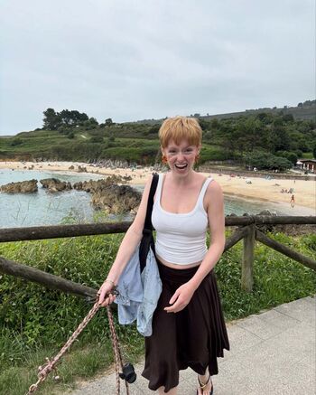 Full leaked Mai buzzcut private photo