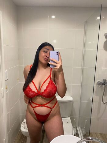 Full leaked Maia cueto private photo