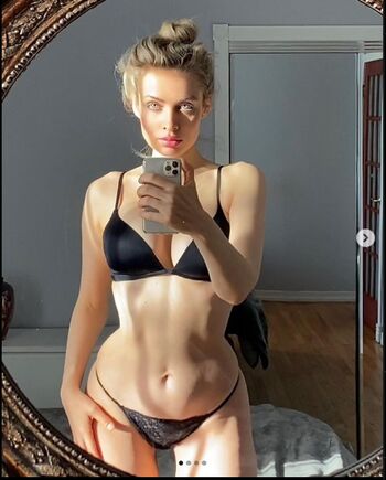 Full leaked Maiababeee private photo