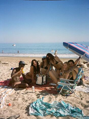 Full leaked Maika monroe page private onlyfans photo