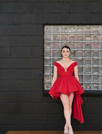 Full leaked Maisie williams page private photo
