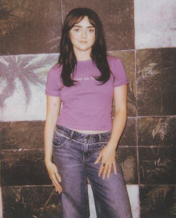 Full leaked Maisie williams page private photo