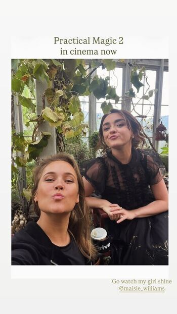Full leaked Maisie williams page private photo