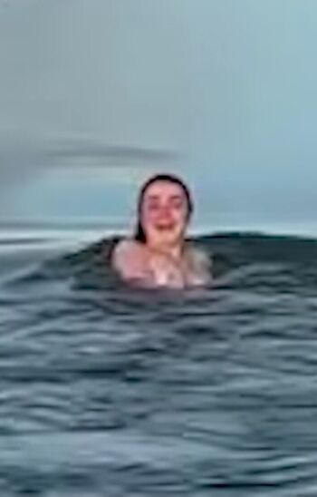 Full leaked Maisie williams page private photo