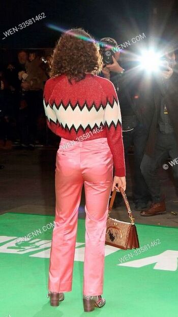 Full leaked Maisie williams private photo
