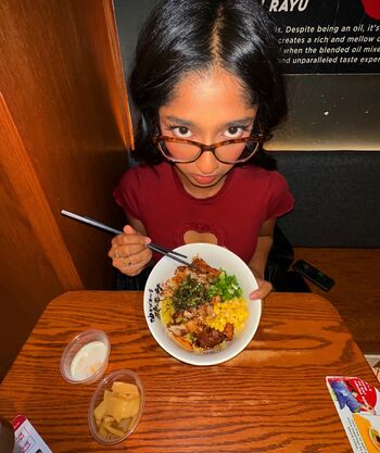 Full leaked Maitreyi ramakrishnan private photo