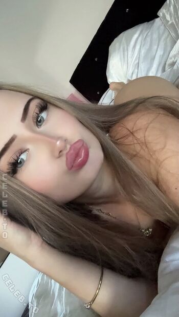 Full leaked Maja fee private photo