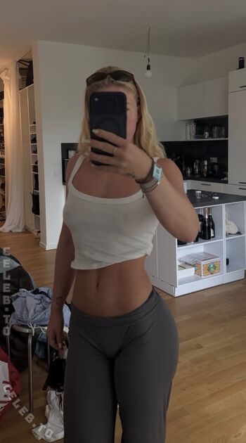 Full leaked Majaaleonie private photo