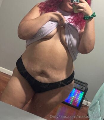 Full leaked Makeashcum private photo
