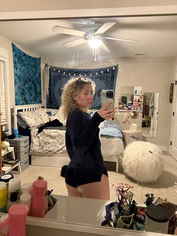 Full leaked Makenna dean page private photo